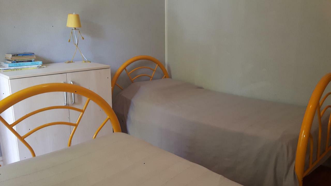 לינה וארוחת בוקר Donzère Louminai מראה חיצוני תמונה